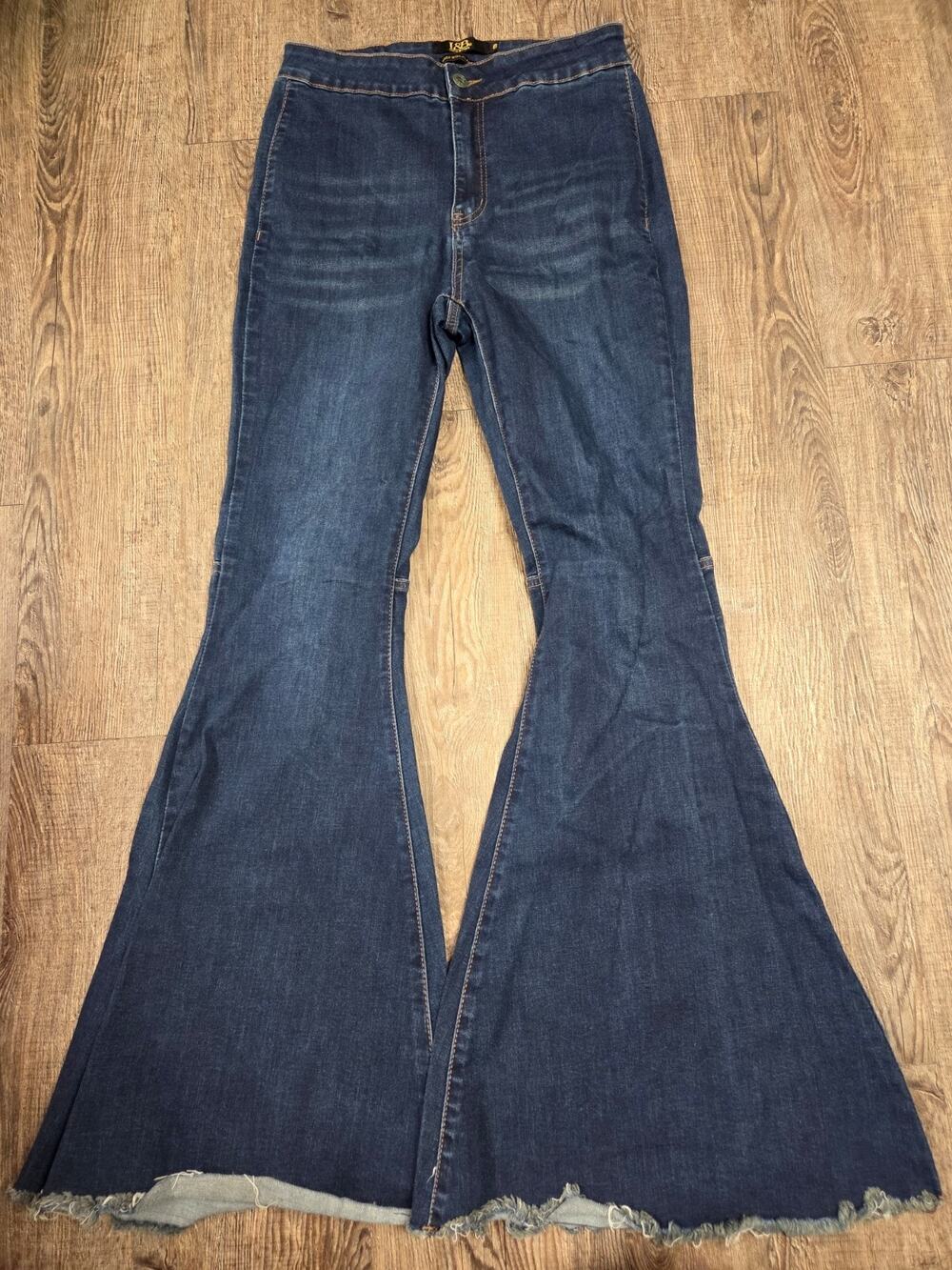 Lucky + Blessed Extreme Flare Dark Wash Jeans L18074-DW Stretch Size 8